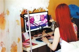 女主播给粉丝打电话,温馨互动传递正能量